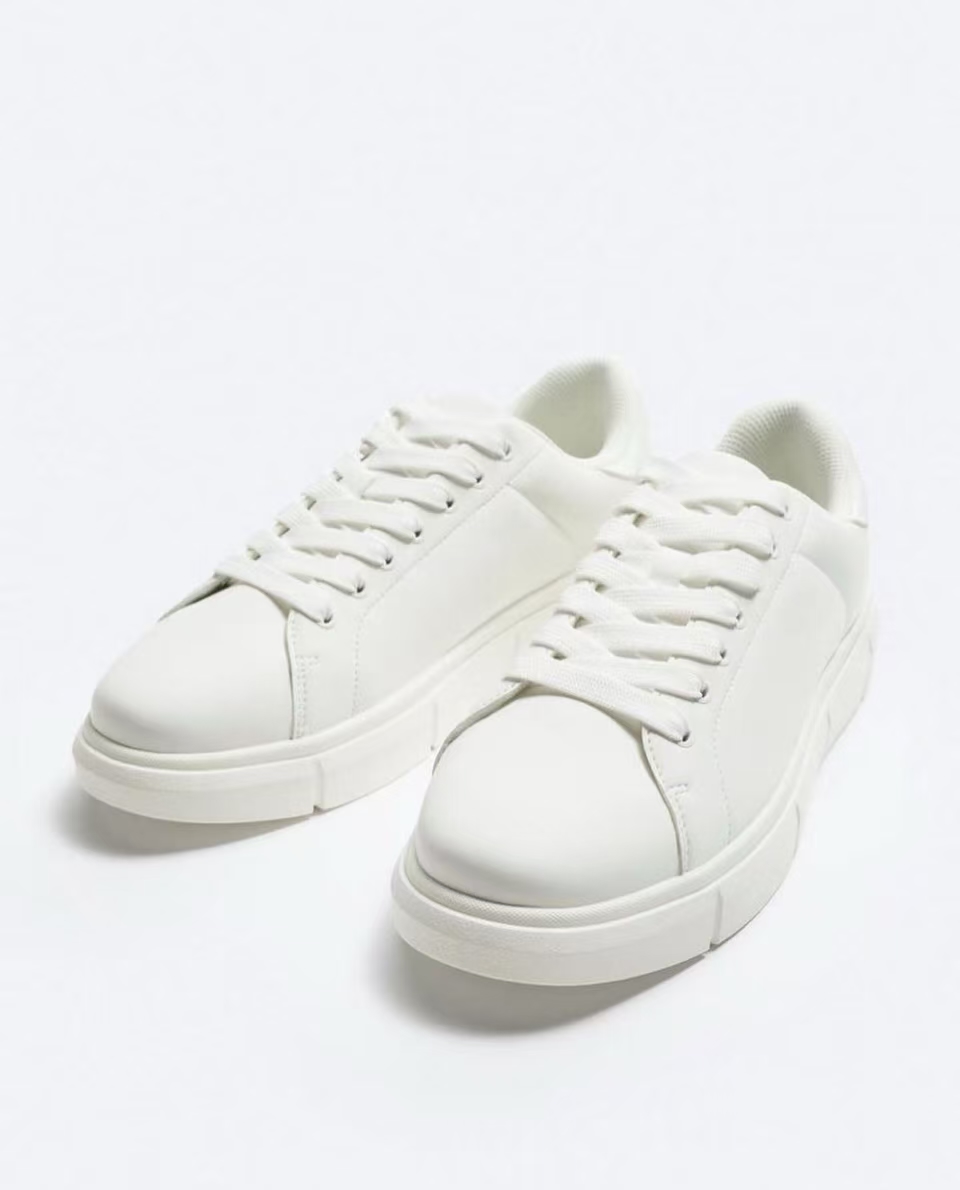 Shoe